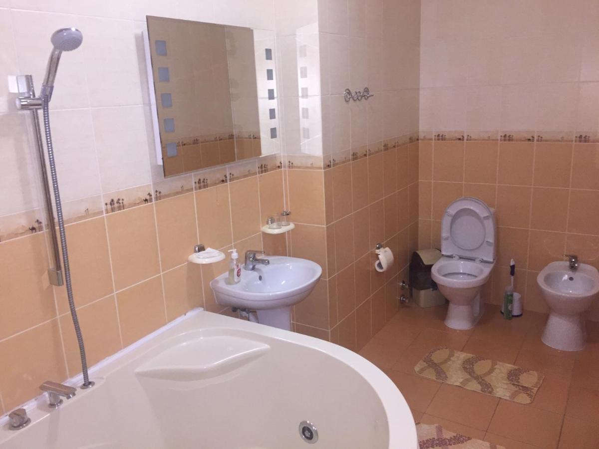 Мотel Vezha 363Kme40 Hotel Molodava Екстериор снимка